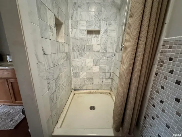 $150,000 | 1609 Tina Drive, Murphysboro, IL 62966