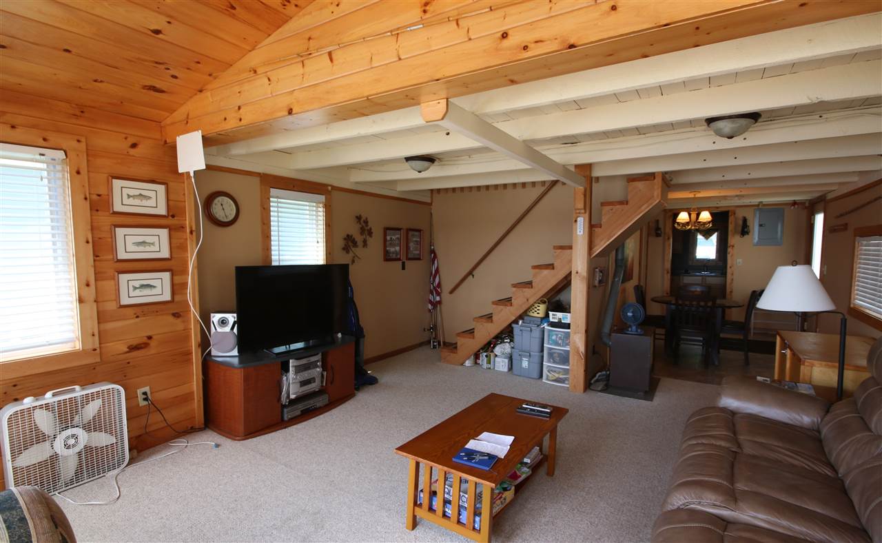4029 Euclid Road Interlochen, MI 49643 - Photo 6 of 24 1851008-5.JPG