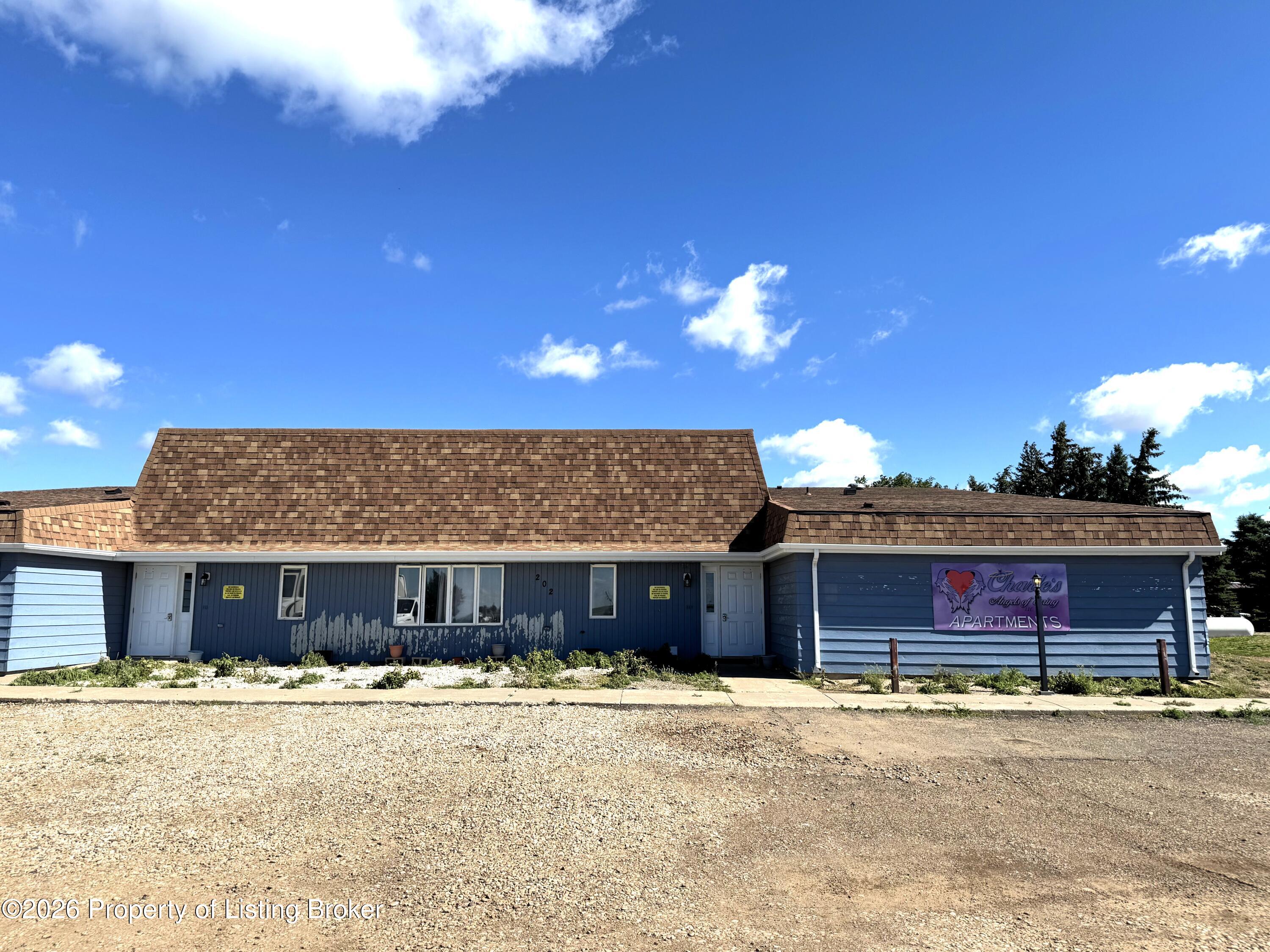 202 2nd Street West Reeder, ND 58649 - Photo 2 of 26 Gallery Image 2