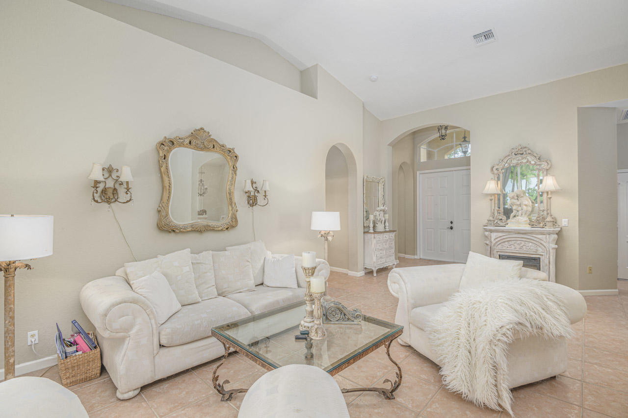 5948 Spanish River Road Fort Pierce, FL 34951 - Photo 15 of 36 15-J6aGf0TfRYKokyxABUME_temp