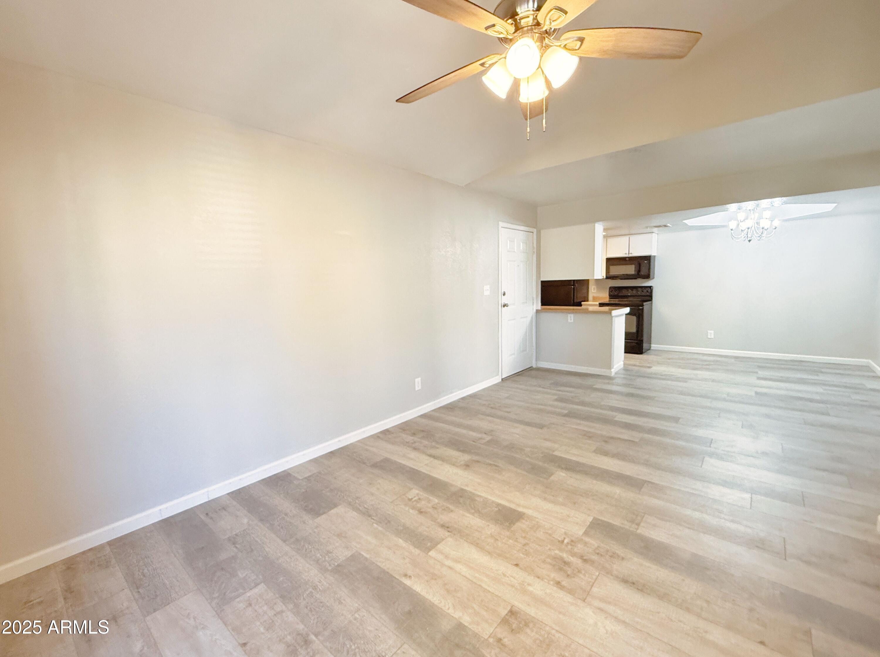 2855 South Ext Road, Unit 252 Mesa, AZ 85210 - Photo 8 of 21 IMG_3445