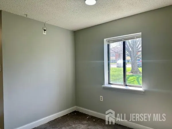 $2,299 | 356 Ridge Road, Unit B05, Dayton, NJ 08810