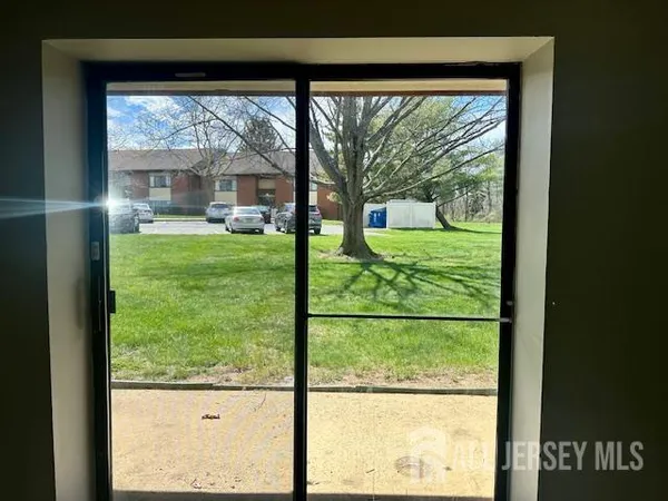 $2,299 | 356 Ridge Road, Unit B05, Dayton, NJ 08810