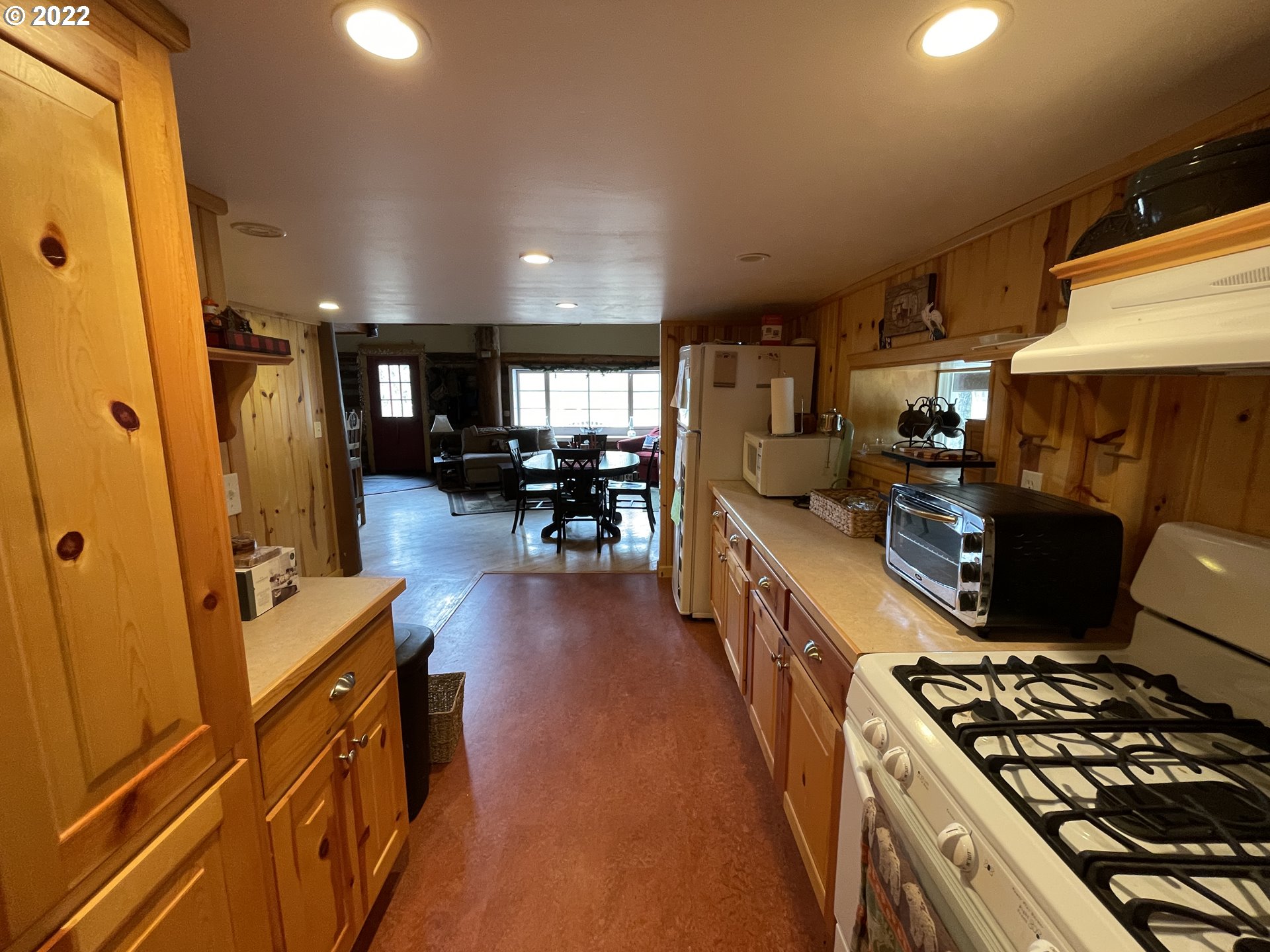 81 Soda Springs Road Goldendale, WA 98620 - Photo 14 of 31 a kitchen with lots of counter top space