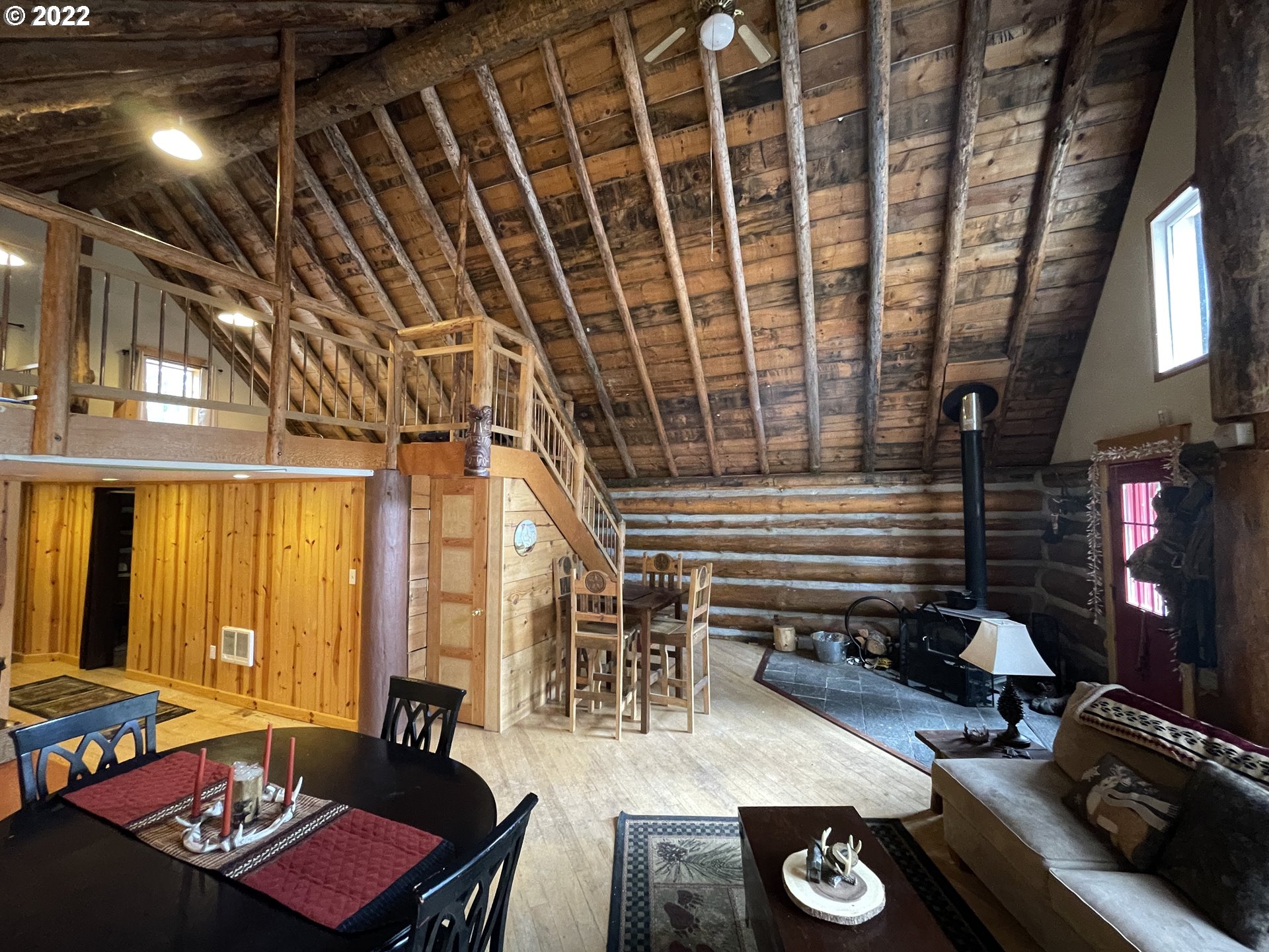 81 Soda Springs Road Goldendale, WA 98620 - Photo 8 of 31 a living room with furniture and a window