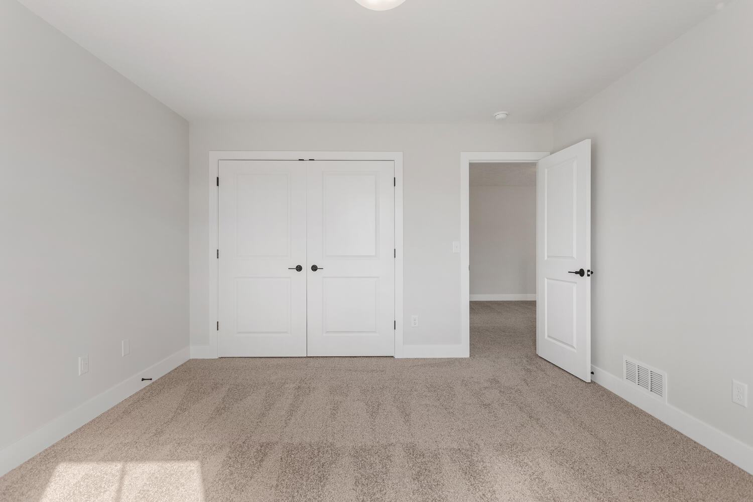 303 Collins Drive Mahomet, IL 61853 - Photo 30 of 40