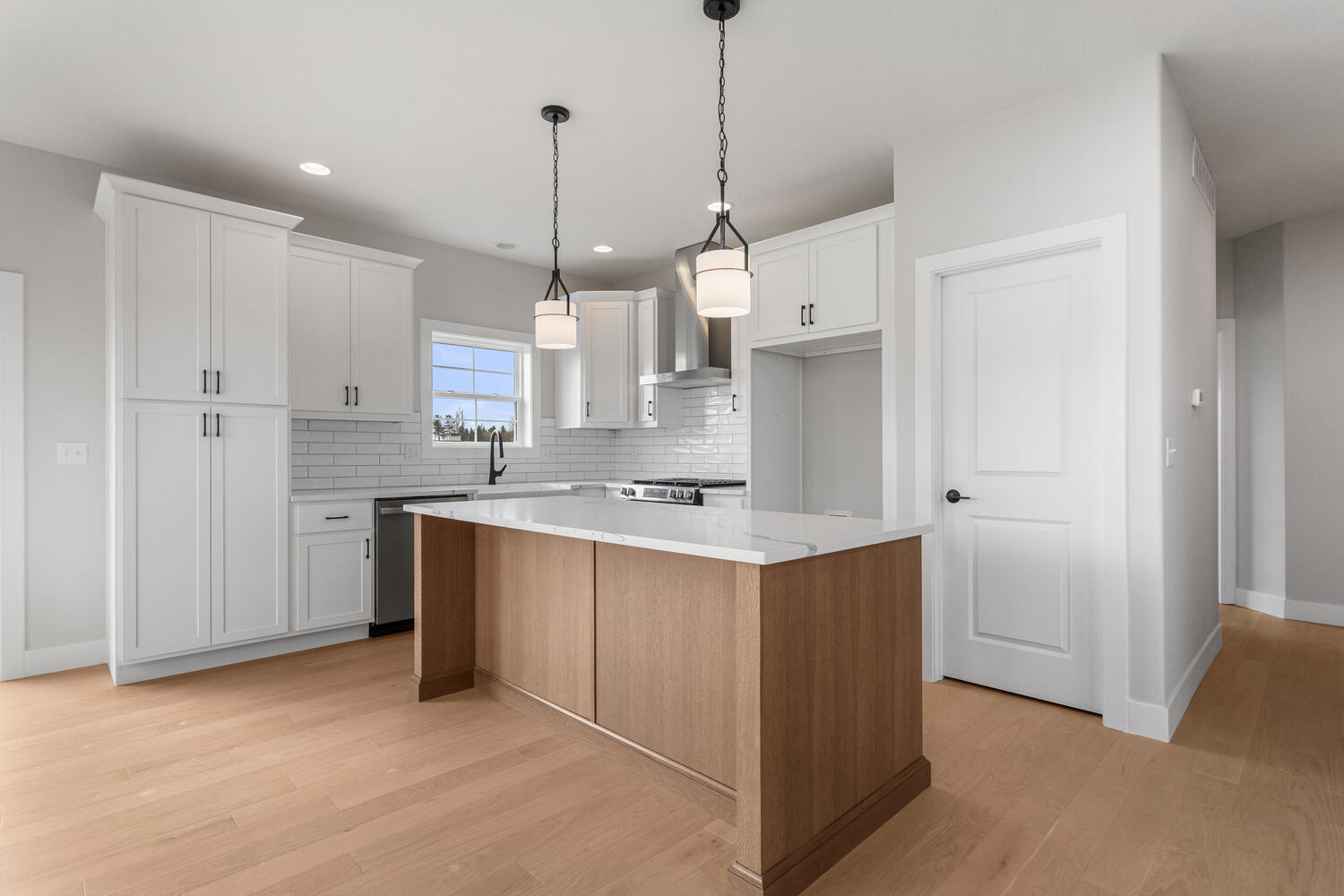 303 Collins Drive Mahomet, IL 61853 - Photo 9 of 40