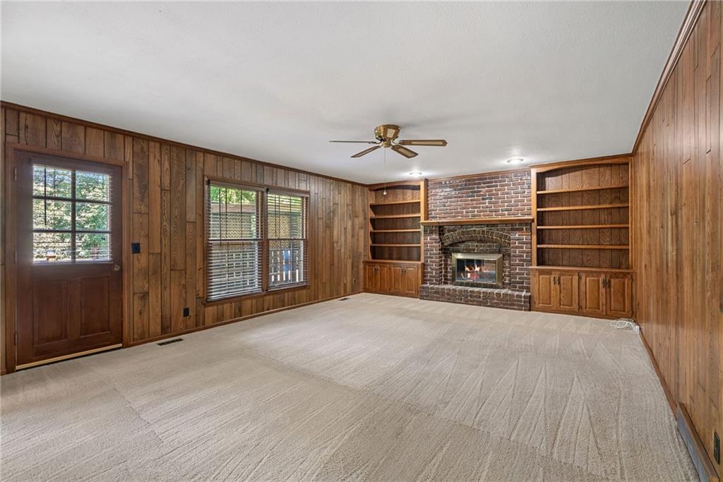 10183 Switzer Road Overland Park, KS 66212 - Photo 12 of 49 Gallery Image 12