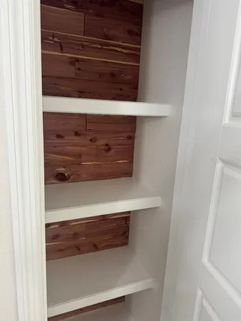 a view of utility room