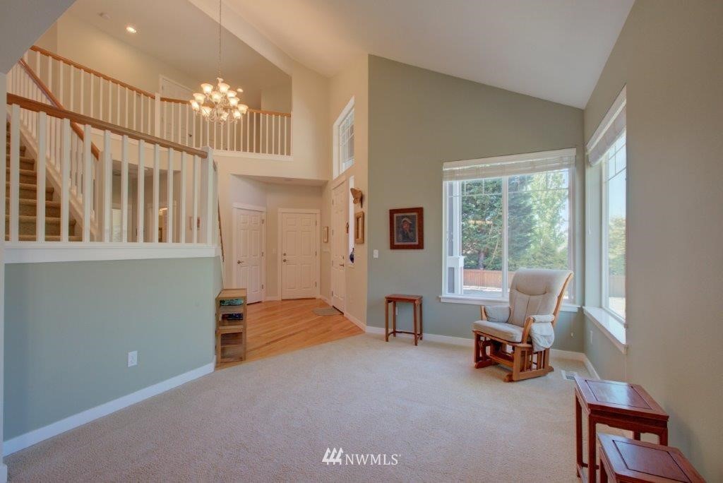 3924 222nd Place Southeast Bothell, WA 98021 - Photo 3 of 25