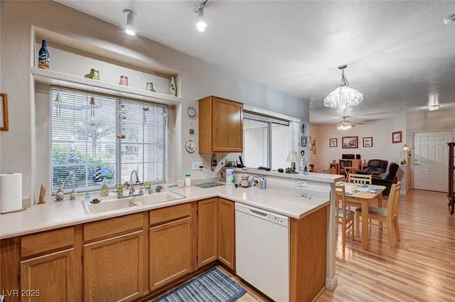 $270,000 | 6705 Squaw Mountain Drive, Unit 102, Las Vegas, NV 89130