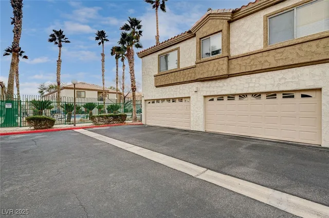 $270,000 | 6705 Squaw Mountain Drive, Unit 102, Las Vegas, NV 89130