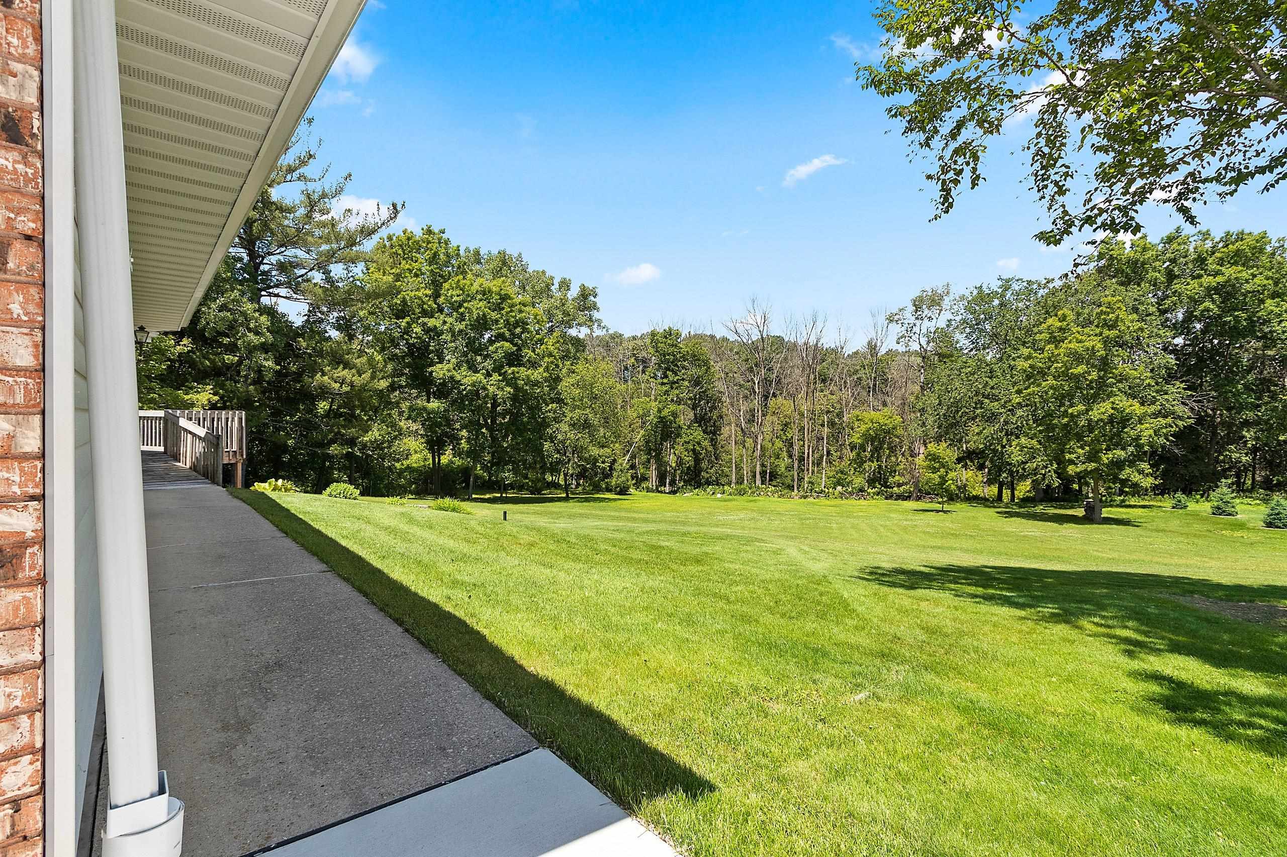 3685 Elmtree Road Suamico, WI 54313 - Photo 13 of 77