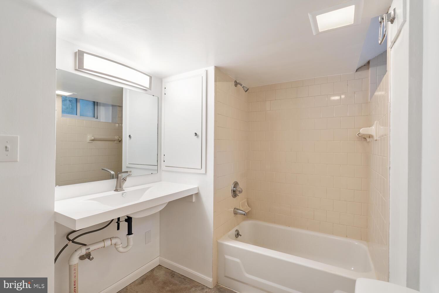 3909 Juniper Road Baltimore, MD 21218 - Photo 45 of 53 Gallery Image 45