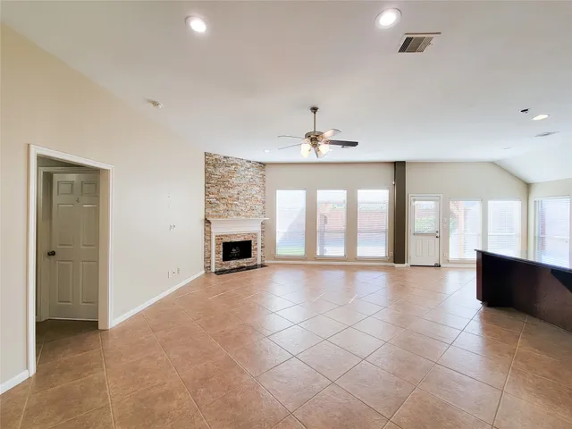 $2,800 | 9514 Garnet Falls Lane, Humble, TX 77396