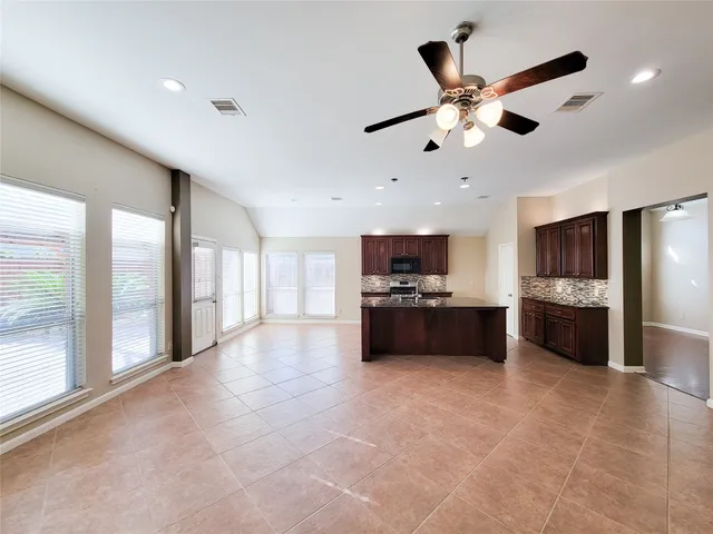 $2,800 | 9514 Garnet Falls Lane, Humble, TX 77396