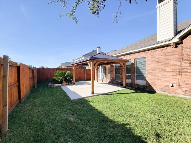 $2,800 | 9514 Garnet Falls Lane, Humble, TX 77396