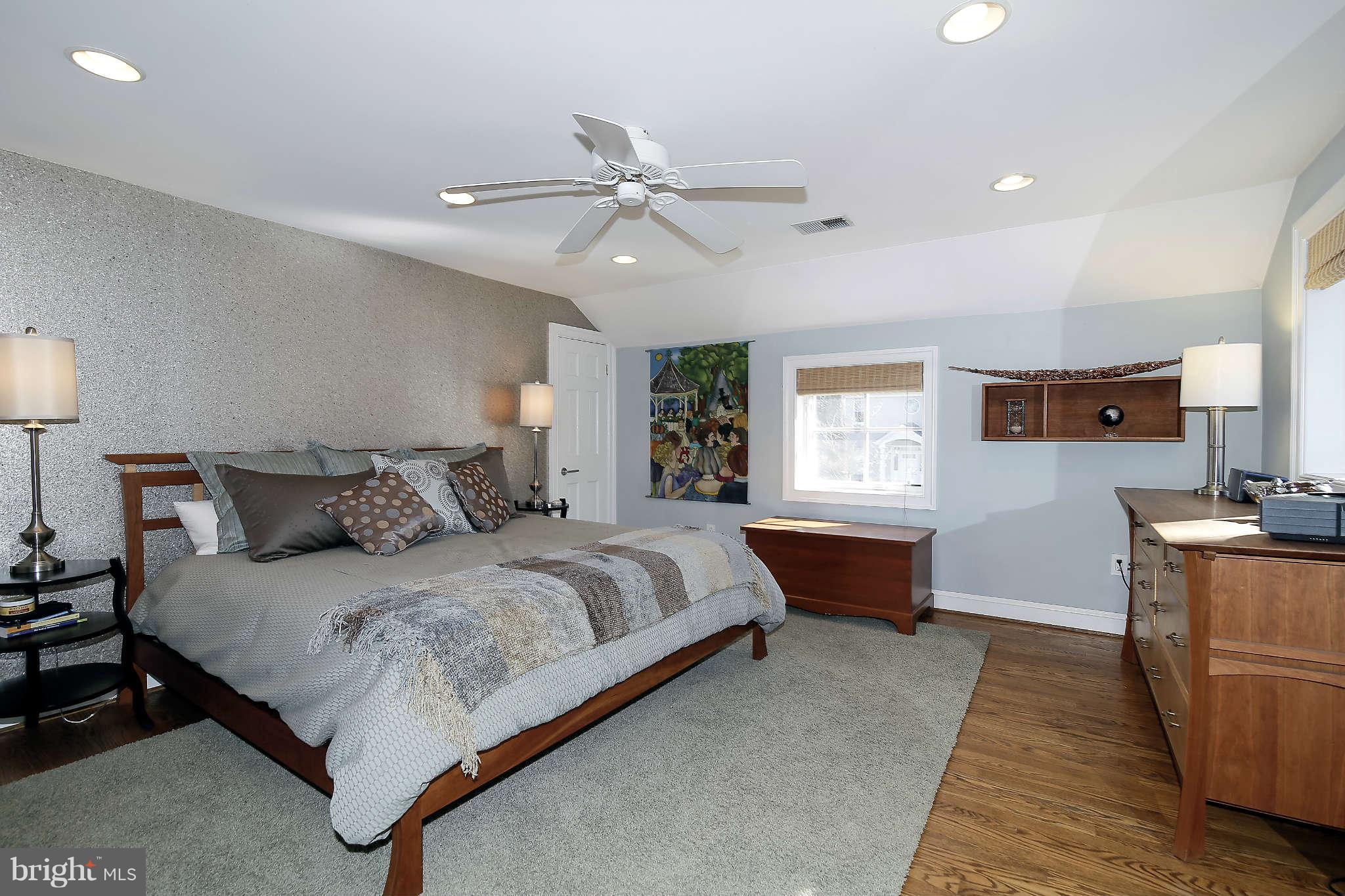 3102 Circle Hill Road Alexandria, VA 22305 - Photo 18 of 27 Master Bedroom