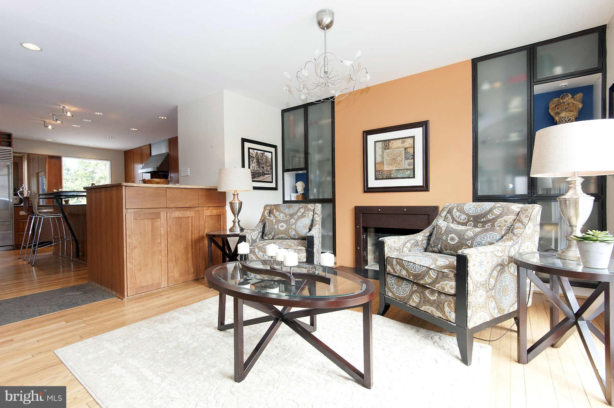 3102 Circle Hill Road Alexandria, VA 22305 - Photo 3 of 27 Sitting Room
