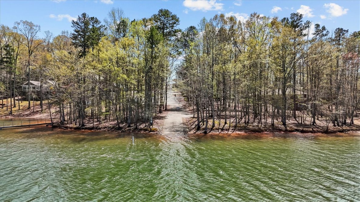 250 Meldau Road Seneca, SC 29678 - Photo 8 of 13