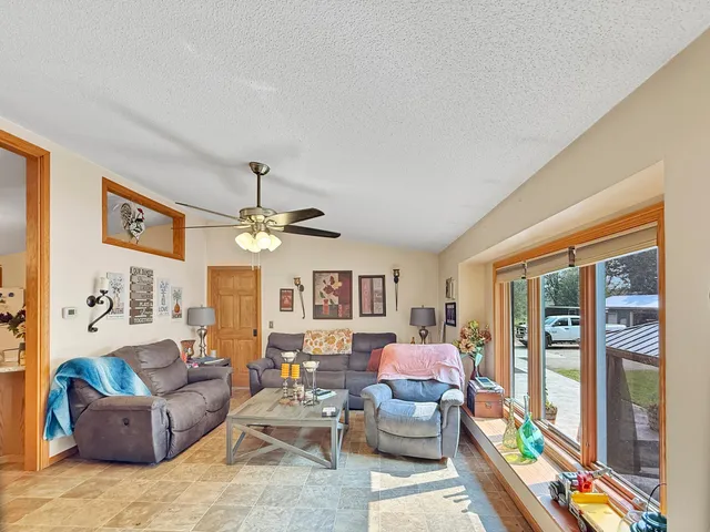 $350,000 | 46496 County Road 7, Gonvick, MN 56644