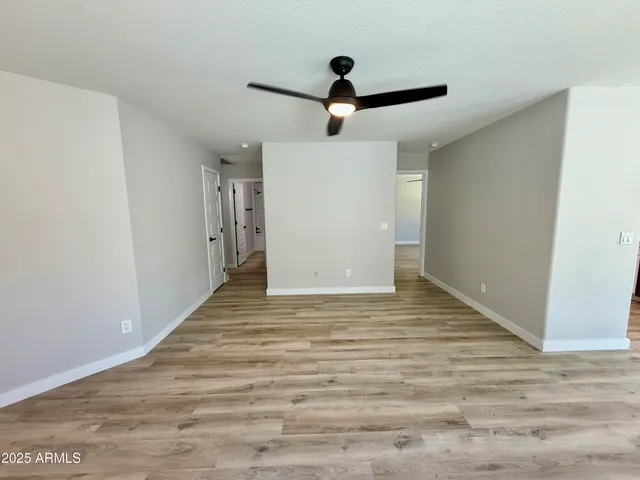 $2,300 | 3014 West Zachary Drive, Phoenix, AZ 85027