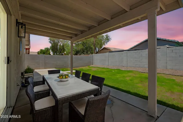 $2,300 | 3014 West Zachary Drive, Phoenix, AZ 85027