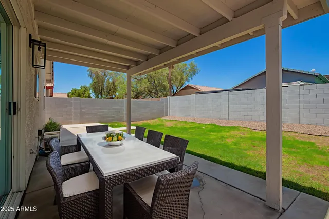 $2,300 | 3014 West Zachary Drive, Phoenix, AZ 85027