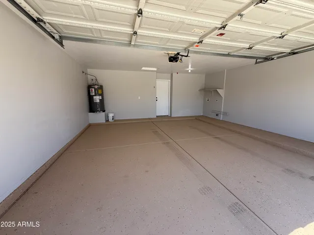 $2,300 | 3014 West Zachary Drive, Phoenix, AZ 85027