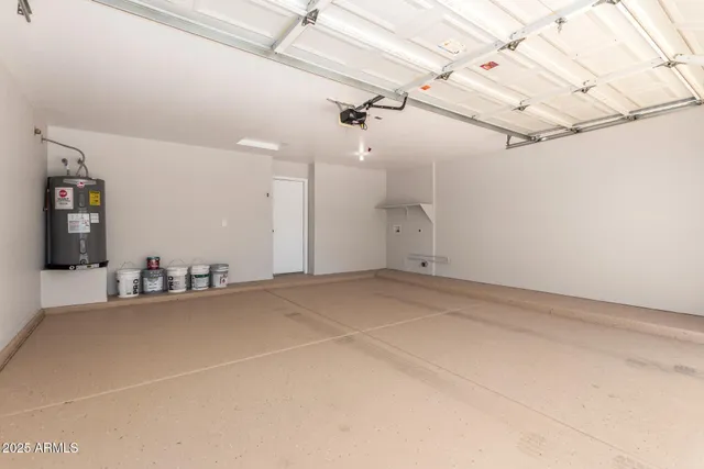 $2,300 | 3014 West Zachary Drive, Phoenix, AZ 85027