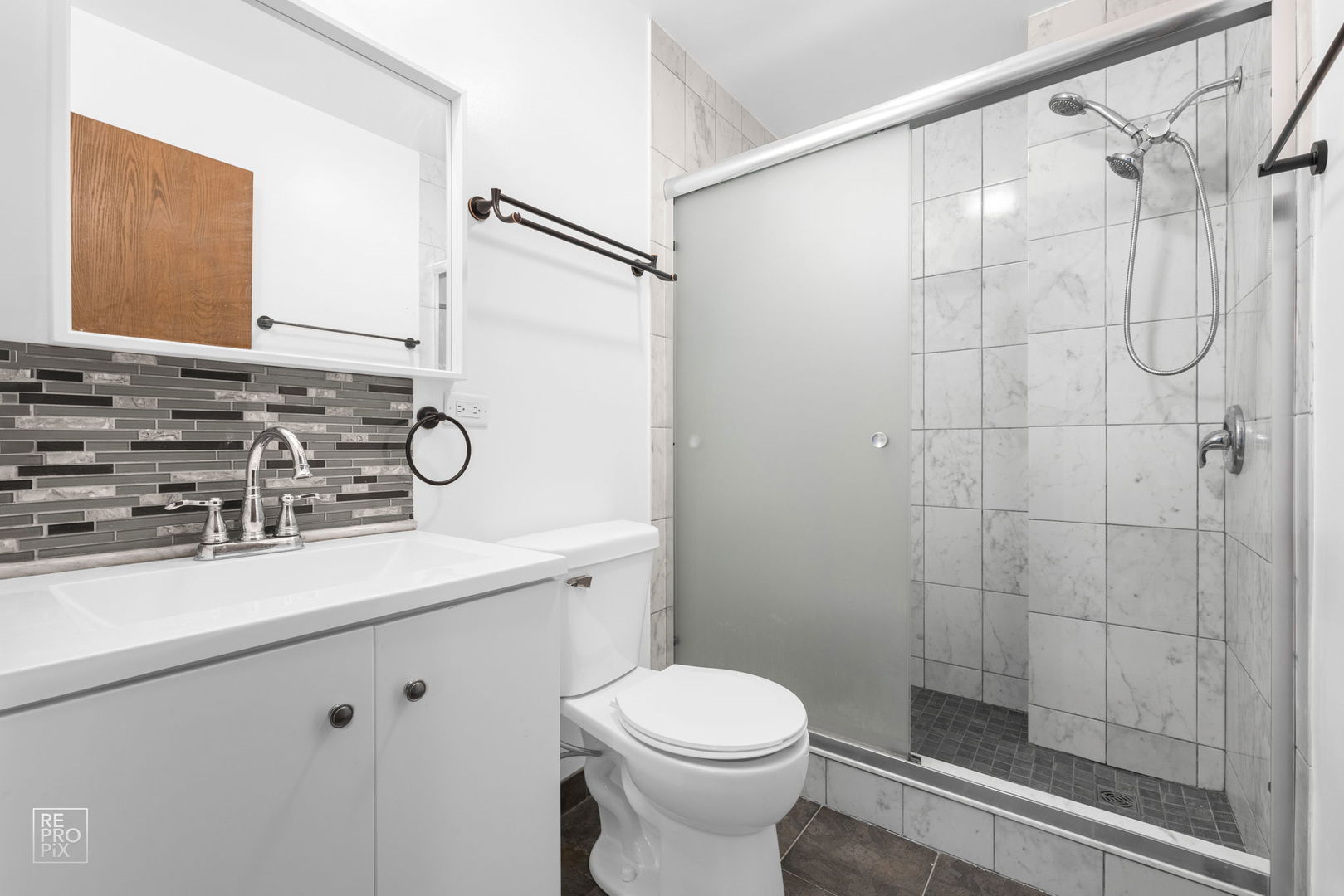 1091 Colony Lake Drive Hoffman Estates, IL 60169 - Photo 10 of 15