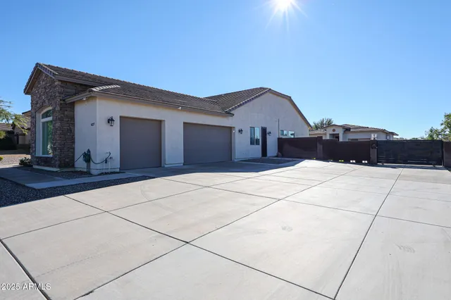 a view of a house with a garage