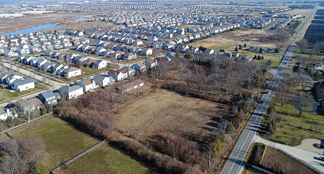 2425 Wolf’s Crossing Road Oswego, IL 60543 - Photo 1 of 1 Gallery Image 1