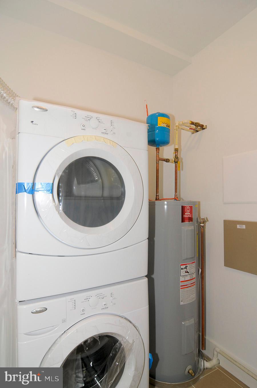 1503 11th Street Northwest, Unit 4 Washington, DC 20001 - Photo 9 of 11 W/D