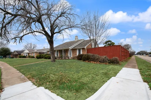 $375,000 | 1323 Rivercrest Boulevard, Allen, TX 75002