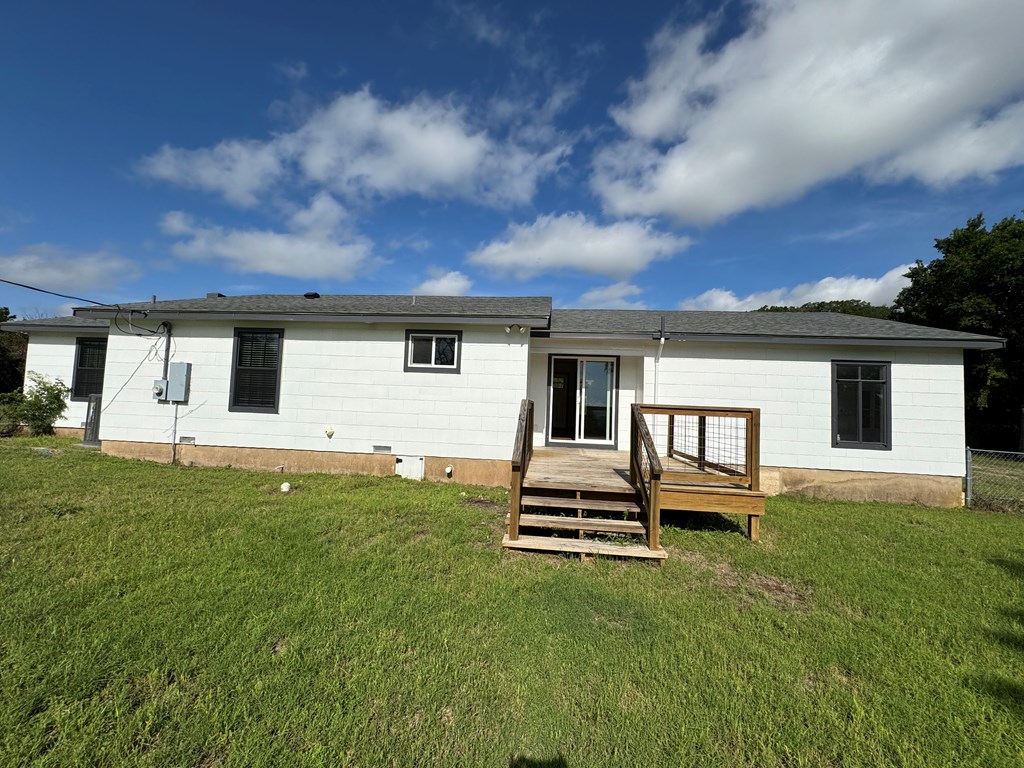 2078 Lower Crabapple Road Fredericksburg, TX 78624 - Photo 7 of 44