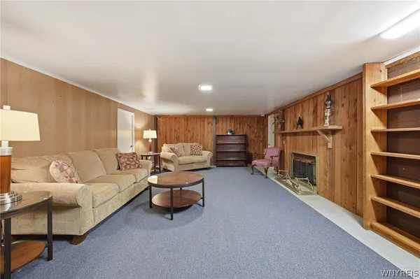 $465,000 | 55 Idlewood Avenue, Hamburg, NY 14075
