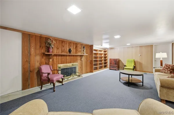 $465,000 | 55 Idlewood Avenue, Hamburg, NY 14075