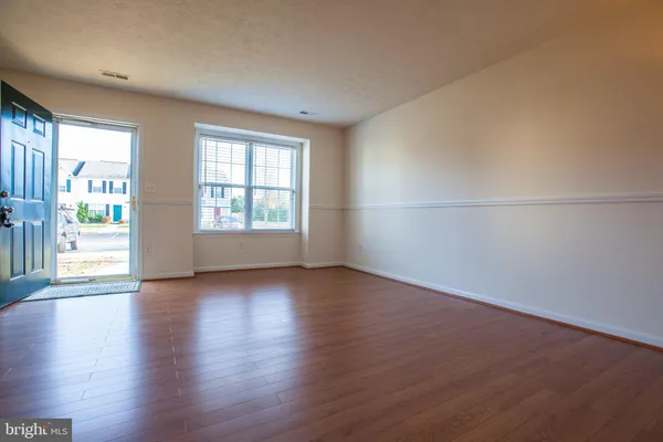 $1,800 | 10502 Guilderland Court, Fredericksburg, VA 22408