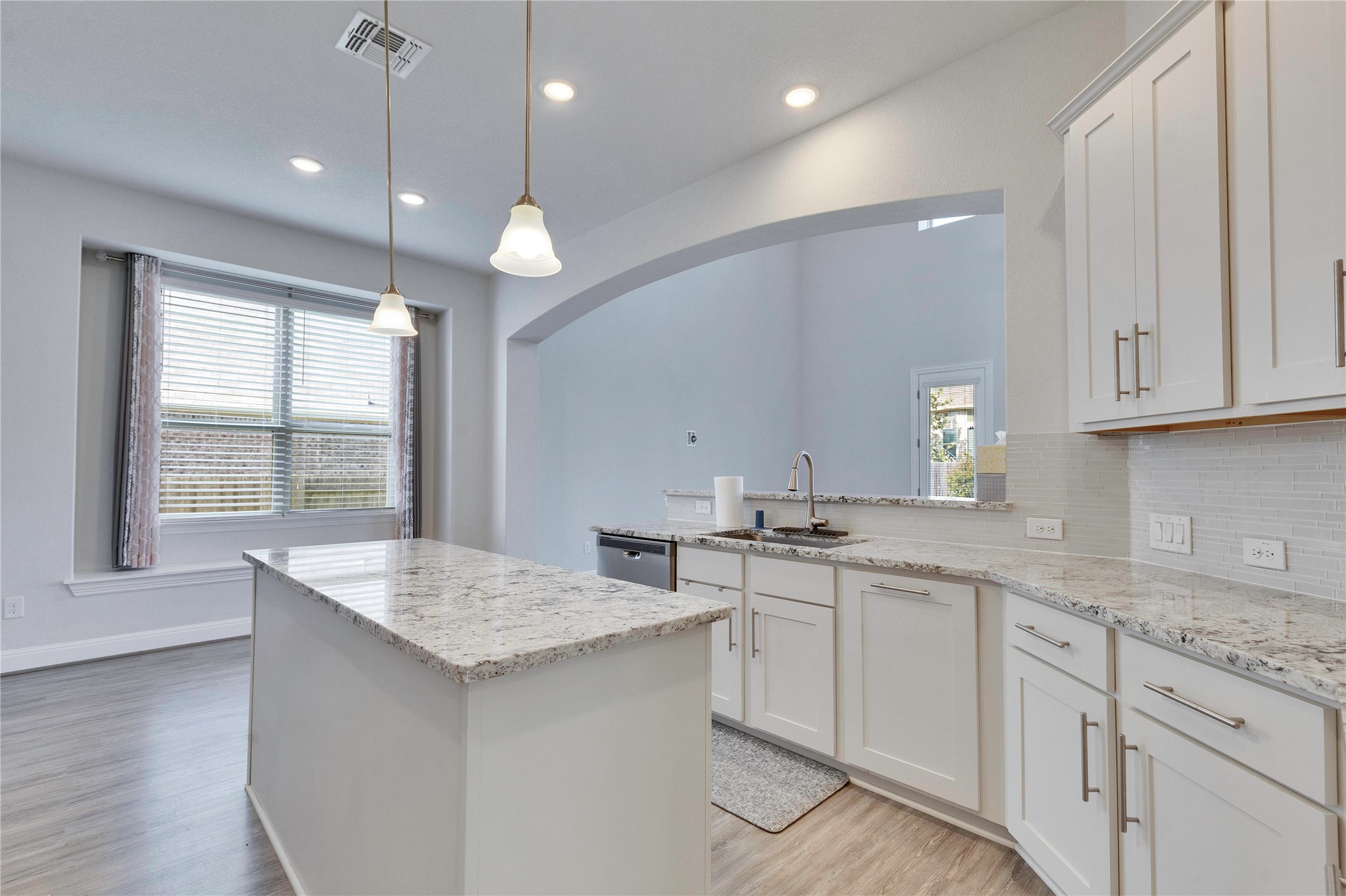 124 Leadtree Loop Buda, TX 78610 - Photo 6 of 19