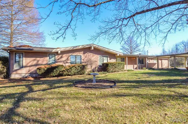 $150,000 | 3531 East Jackson Boulevard, Jackson, MO 63755