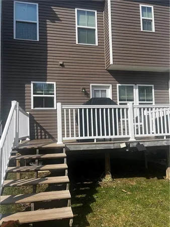 $2,800 | 115 Moyer Hill Drive, Unit 1, Cranberry Township, PA 16066