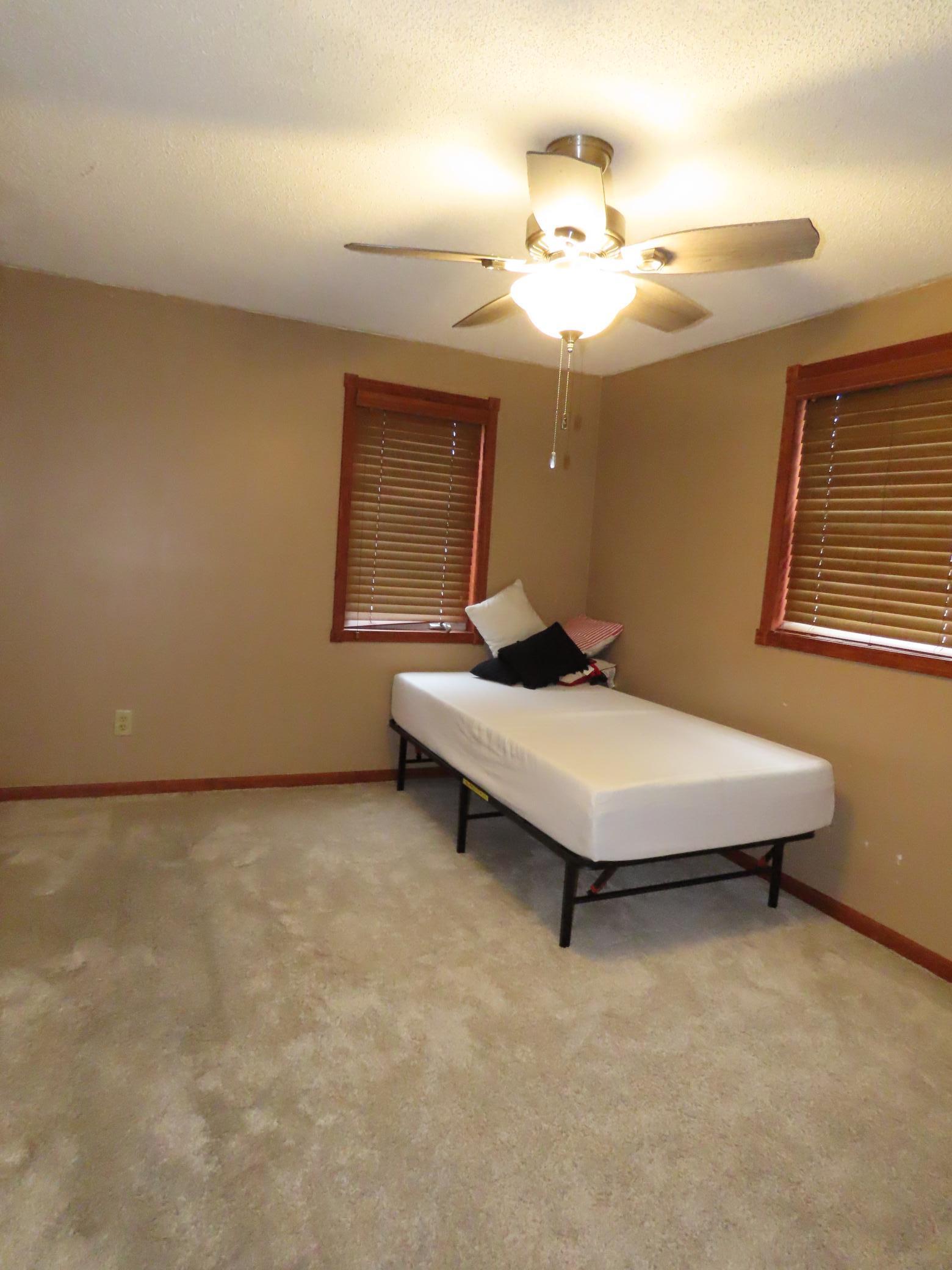 228 Minnesota Street Sandstone, MN 55072 - Photo 19 of 23