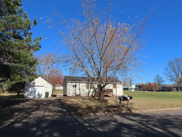 $224,900 | 228 Minnesota Street, Sandstone, MN 55072