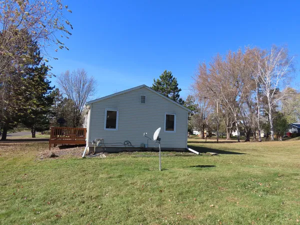 $224,900 | 228 Minnesota Street, Sandstone, MN 55072