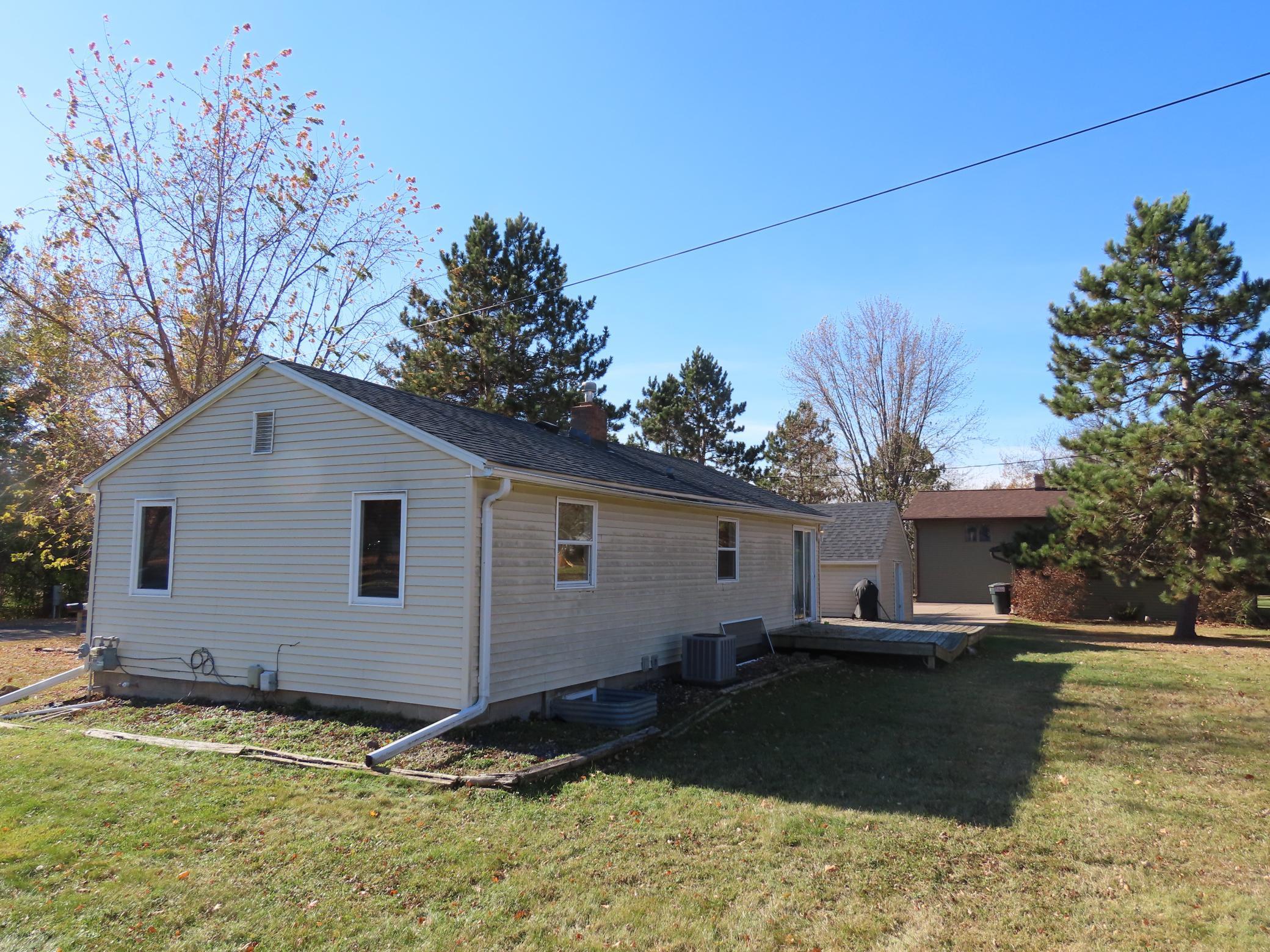 228 Minnesota Street Sandstone, MN 55072 - Photo 7 of 22