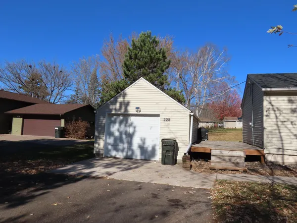 $224,900 | 228 Minnesota Street, Sandstone, MN 55072