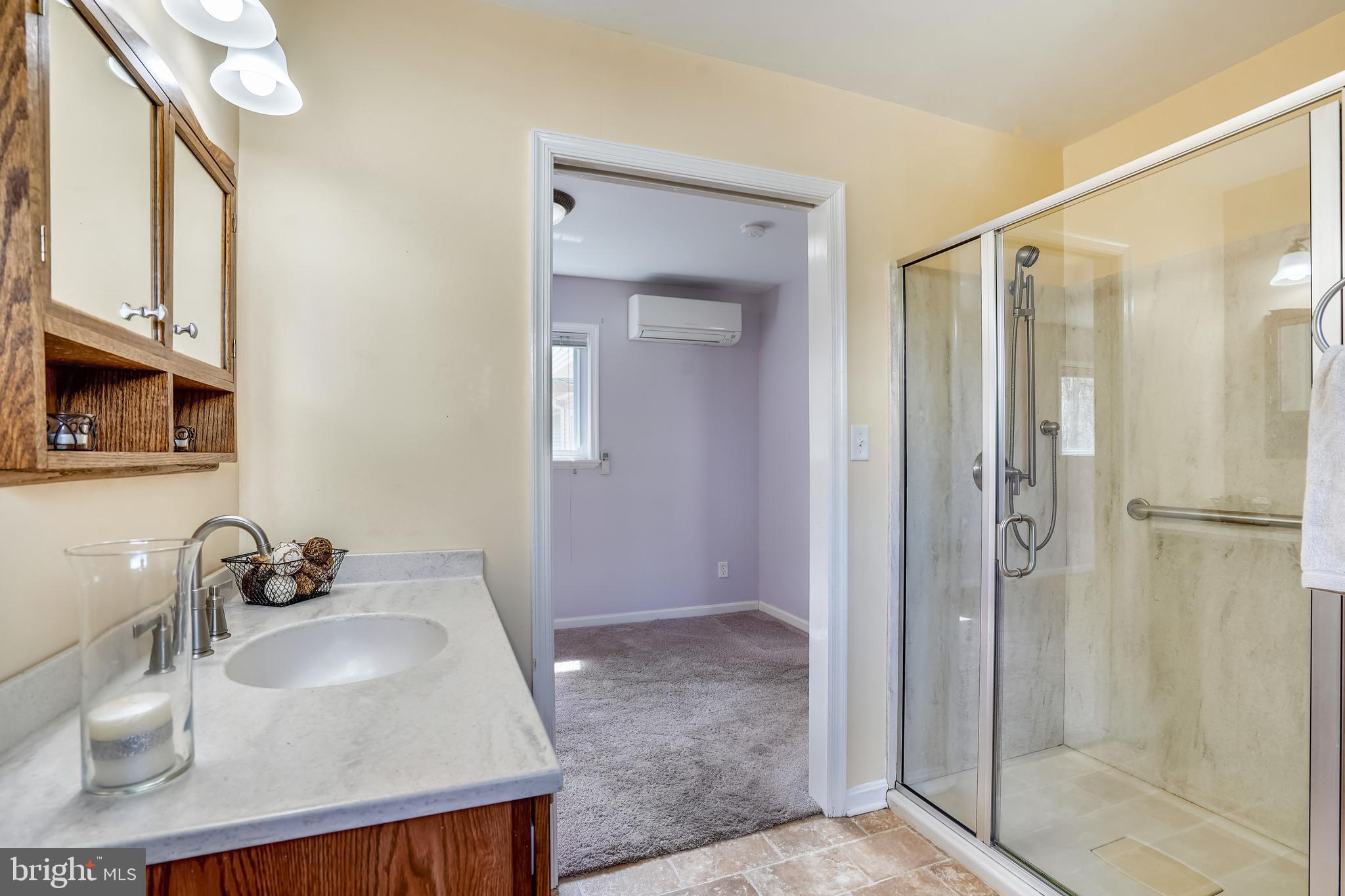 2414 Rosedown Drive Reston, VA 20191 - Photo 7 of 53 MAIN LEVEL Primary Full Bathroom
