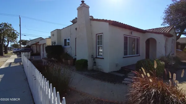 $2,600 | 740 East Cypress Street, Santa Maria, CA 93454