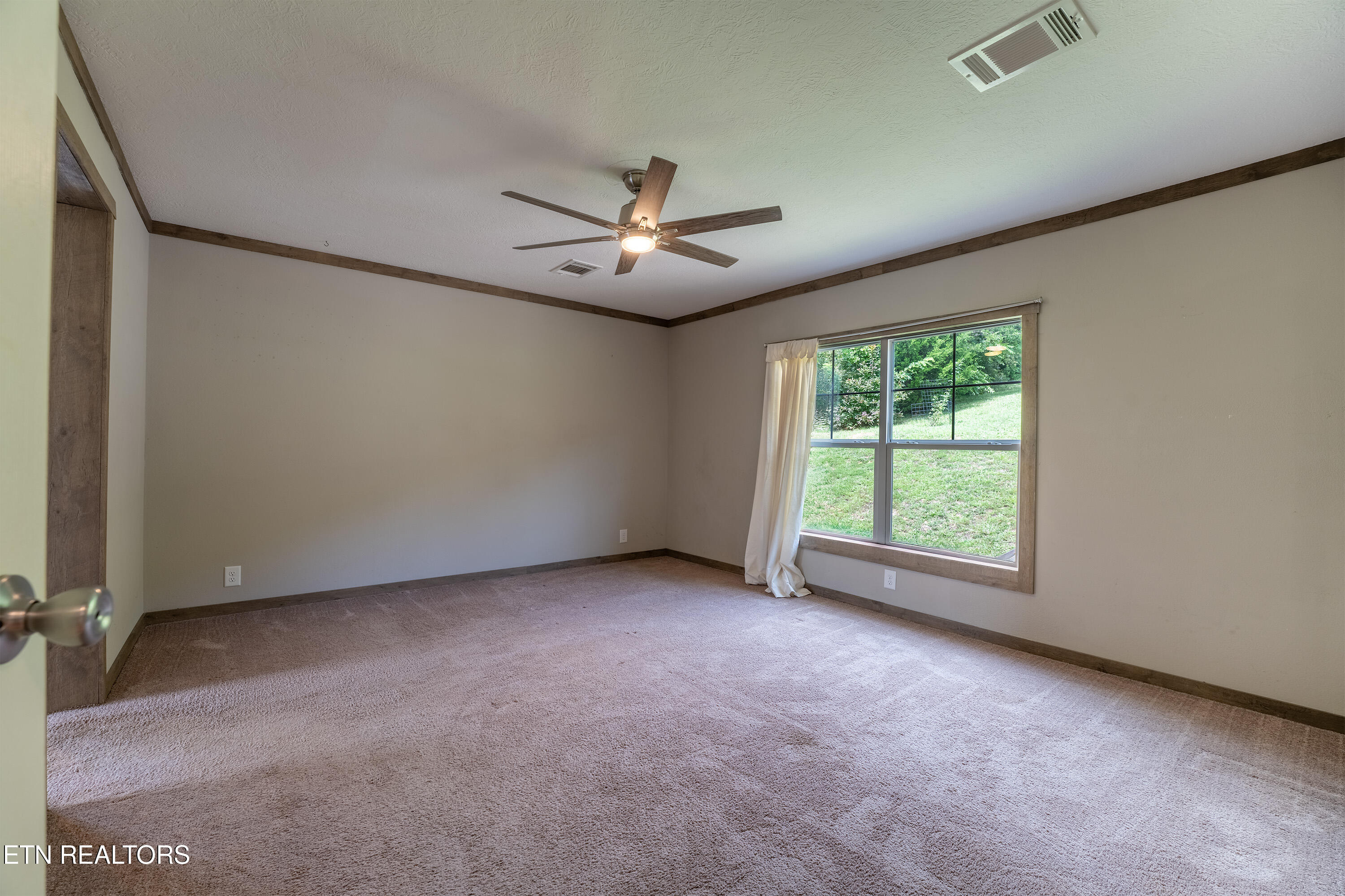 126 Gregory Lane Maynardville, TN 37807 - Photo 11 of 42 11